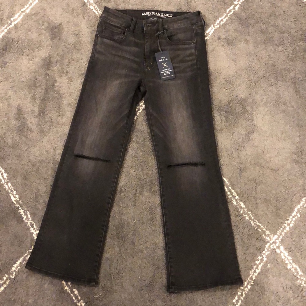American eagle gaucho type cropped jeans